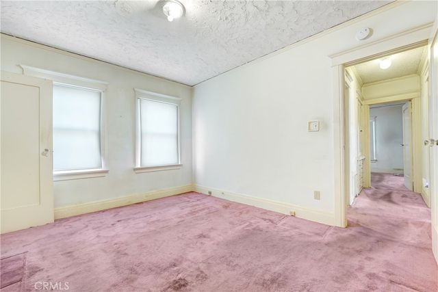 4239 South Raymond Avenue, Los Angeles, CA 90037