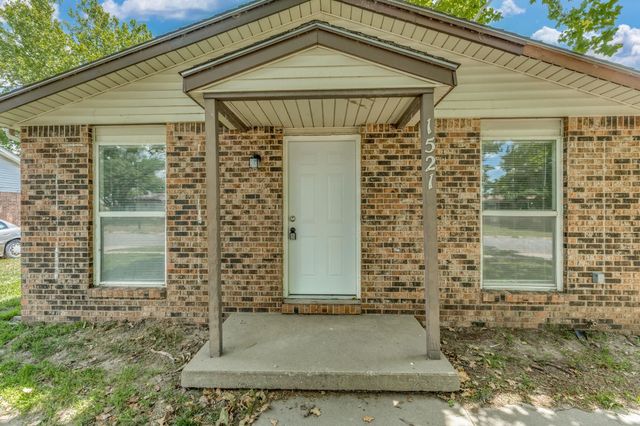 1521 E Del Mar St, Wichita, KS 67216