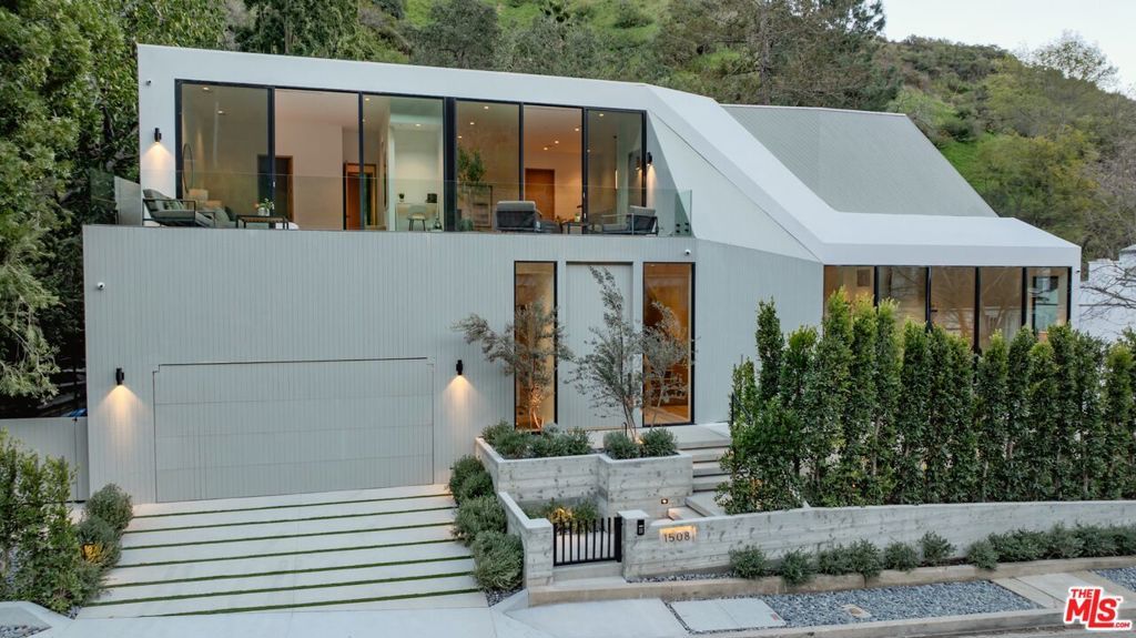 1508 Roscomare Road, Los Angeles, CA 90077 — photo 2