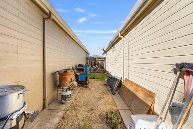 601 Chaparral Court, Hollister, CA 95023