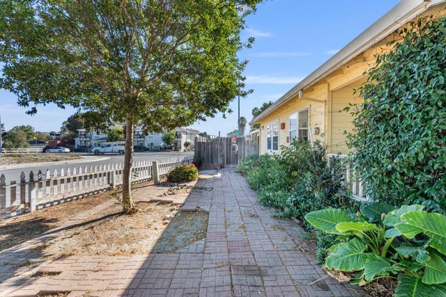 601 Chaparral Court, Hollister, CA 95023