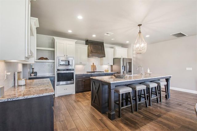 9108 NW 117th Street, Yukon, OK 73099