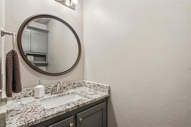 9108 NW 117th Street, Yukon, OK 73099