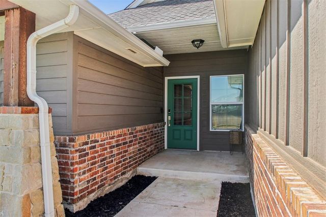 9108 NW 117th Street, Yukon, OK 73099