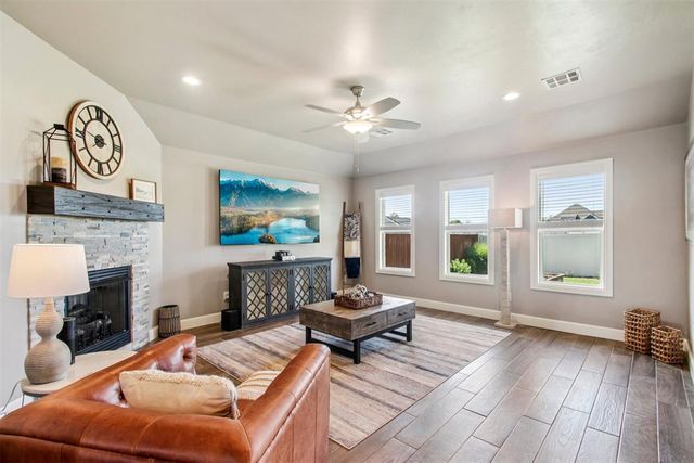 9108 NW 117th Street, Yukon, OK 73099