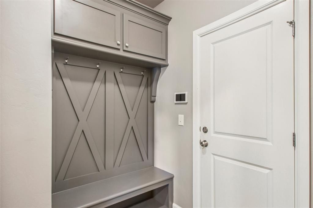 Image 22 of property listing at 9108 NW 117th Street, Yukon, OK 73099