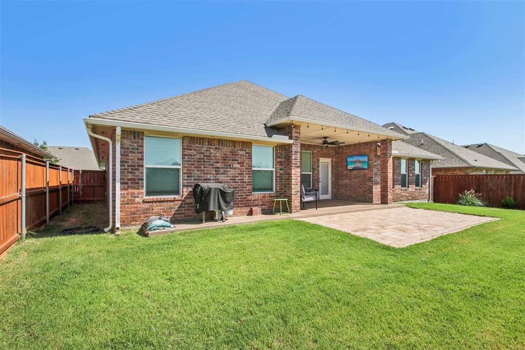 Image 35 of property listing at 9108 NW 117th Street, Yukon, OK 73099