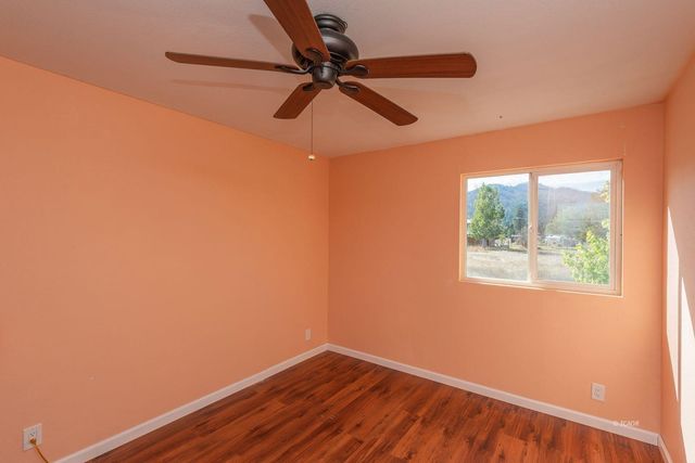 1095 Hyampom Rd, Hayfork, CA 96041