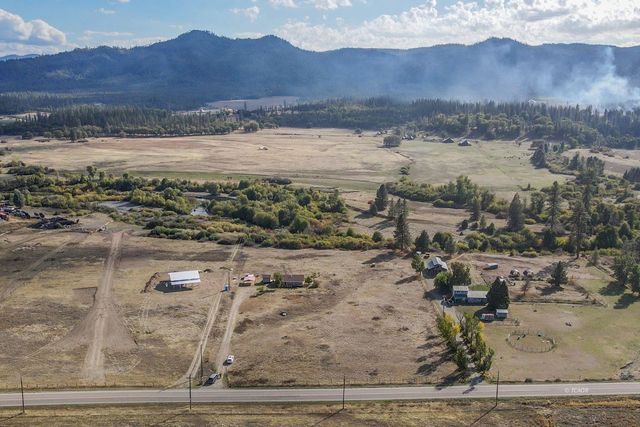 1095 Hyampom Rd, Hayfork, CA 96041