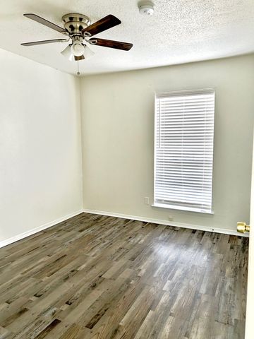 834 Quebec Drive, Garland, TX 75040