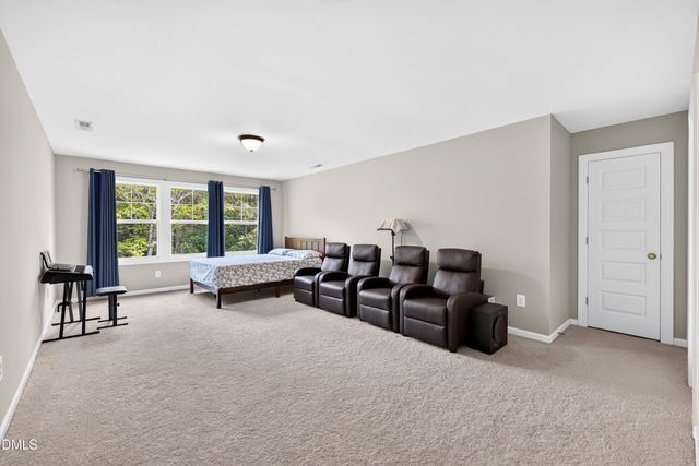 8045 Windthorn Place, Cary, NC 27519