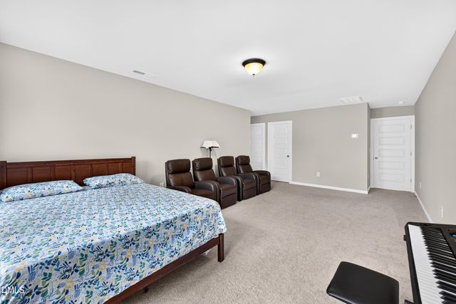 8045 Windthorn Place, Cary, NC 27519