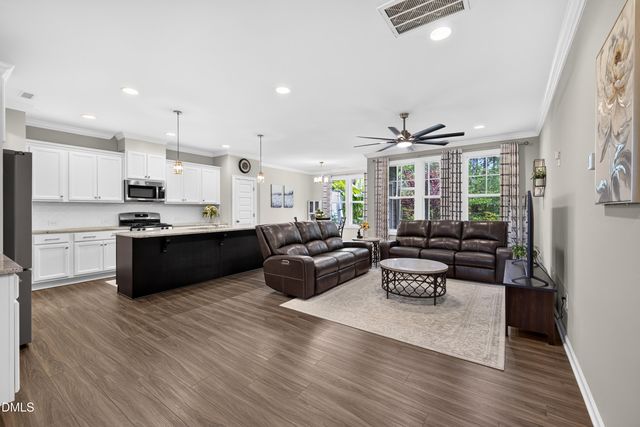 8045 Windthorn Place, Cary, NC 27519