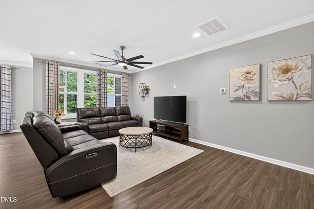 8045 Windthorn Place, Cary, NC 27519