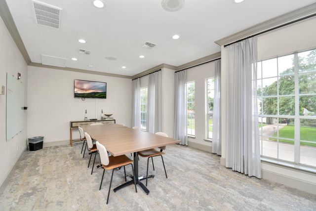 2222 Maroneal Street 0624, Houston, TX 77030