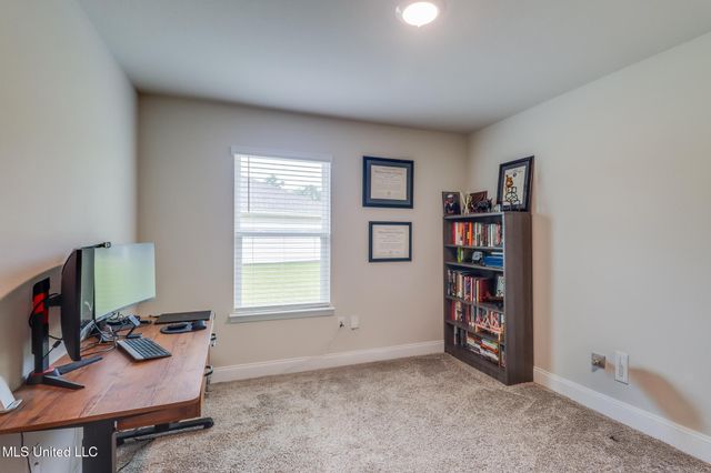10519 Willow Leaf Drive, Gulfport, MS 39503