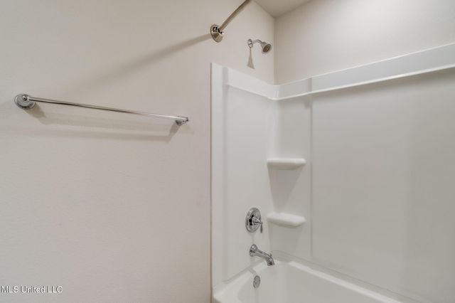 10519 Willow Leaf Drive, Gulfport, MS 39503