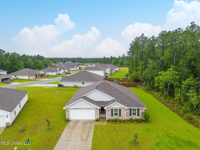 10519 Willow Leaf Drive, Gulfport, MS 39503