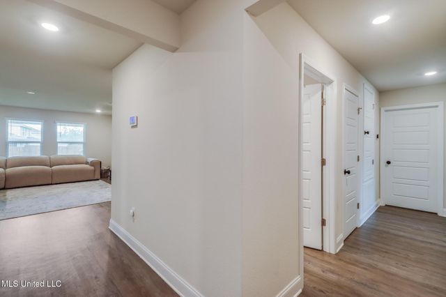 10519 Willow Leaf Drive, Gulfport, MS 39503