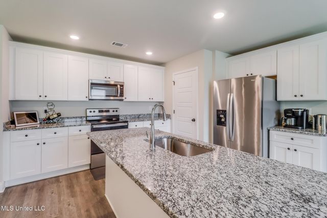 10519 Willow Leaf Drive, Gulfport, MS 39503