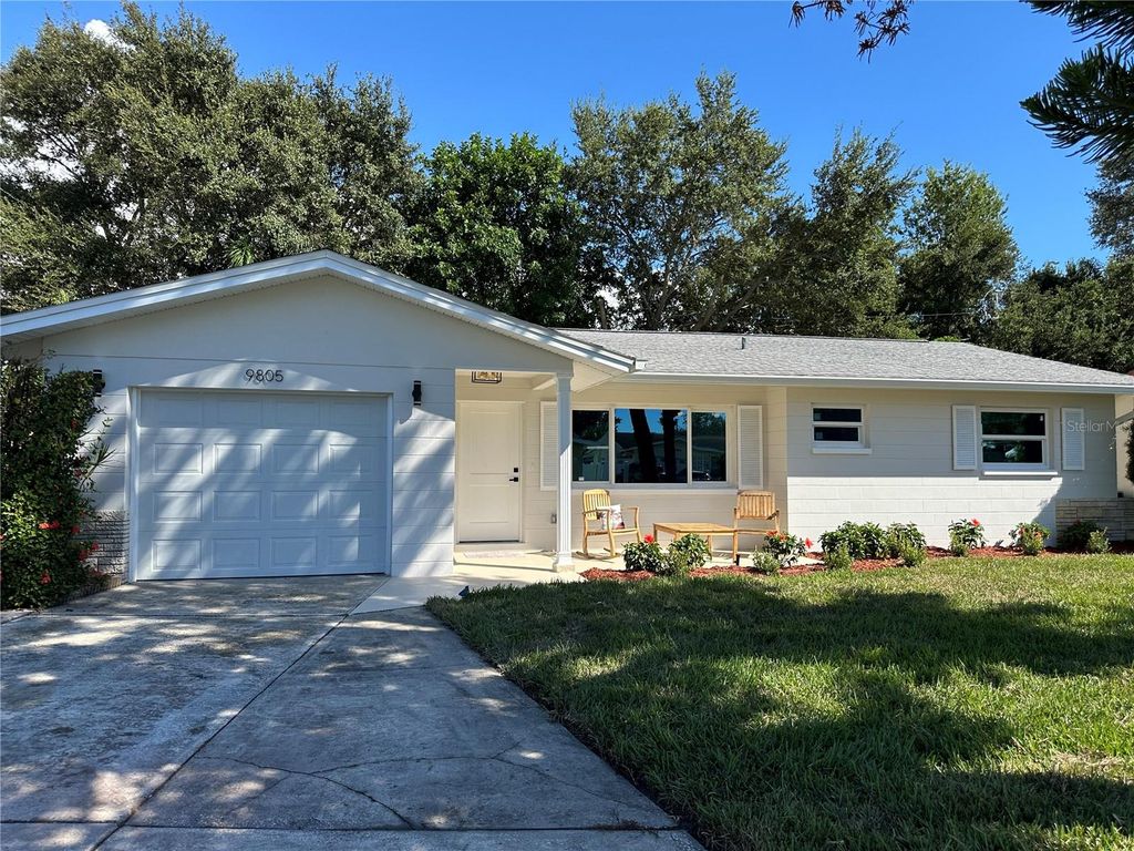 9805 110TH LANE, Seminole, FL 33772