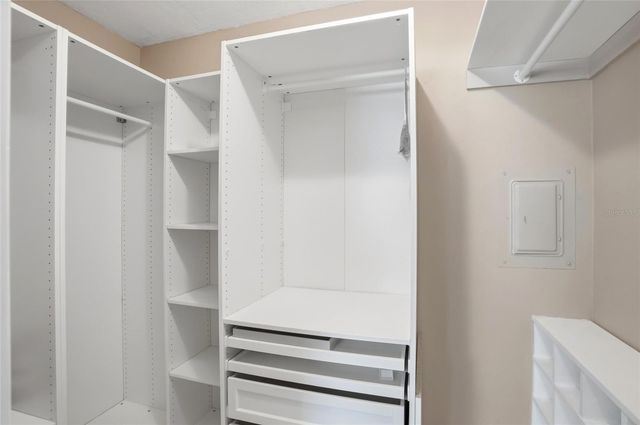 22 LAKE LINK DRIVE SE, Winter Haven, FL 33884