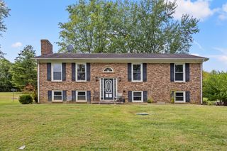 57 Leesburg Farms Lane, Cynthiana, KY 41031