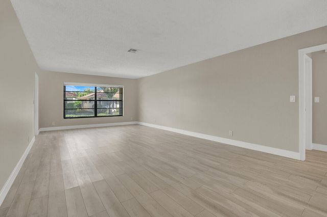 4500 Pandana Tree Road A, Boynton Beach, FL 33436