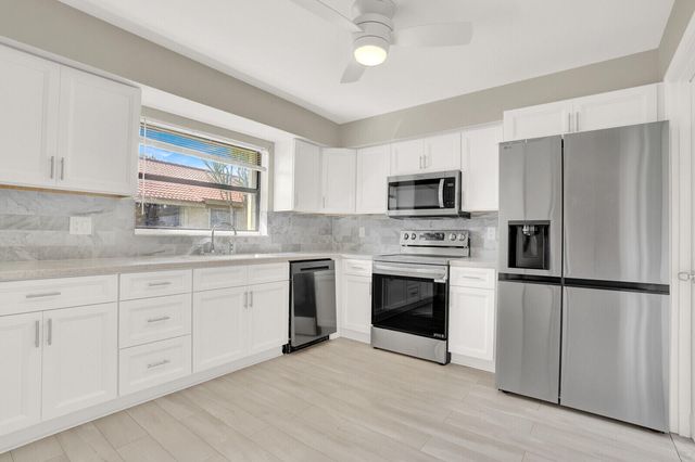 4500 Pandana Tree Road A, Boynton Beach, FL 33436