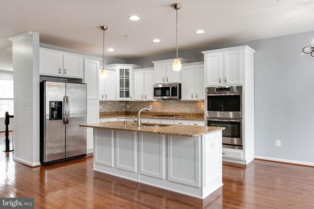 7926 SILVER OAK RD, Hanover, MD 21076