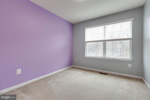 7926 SILVER OAK RD, Hanover, MD 21076