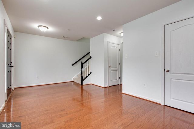 7926 SILVER OAK RD, Hanover, MD 21076