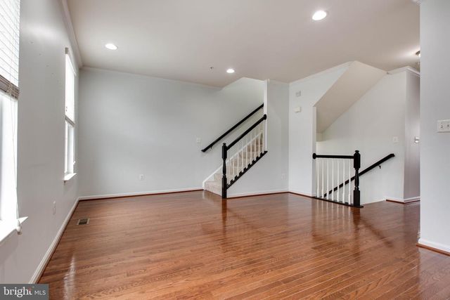 7926 SILVER OAK RD, Hanover, MD 21076