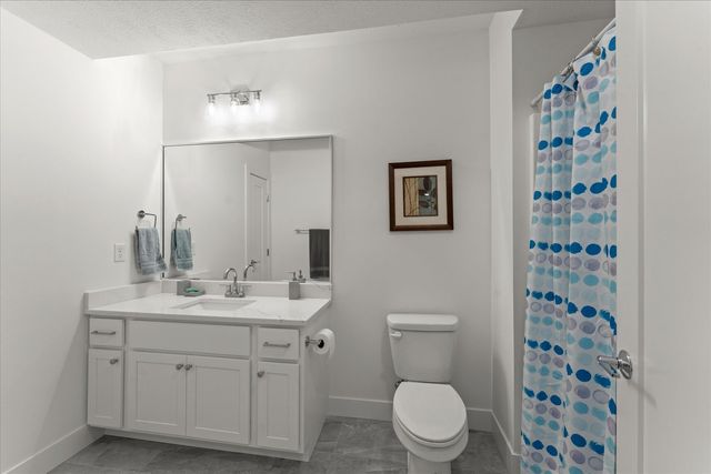 1213 Briarwood Lane, Mahomet, IL 61853