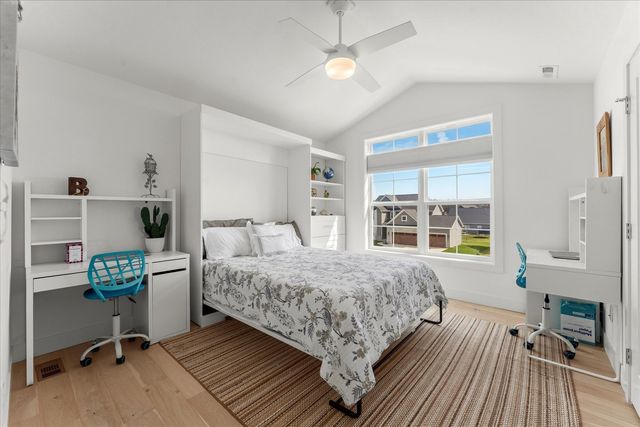 1213 Briarwood Lane, Mahomet, IL 61853