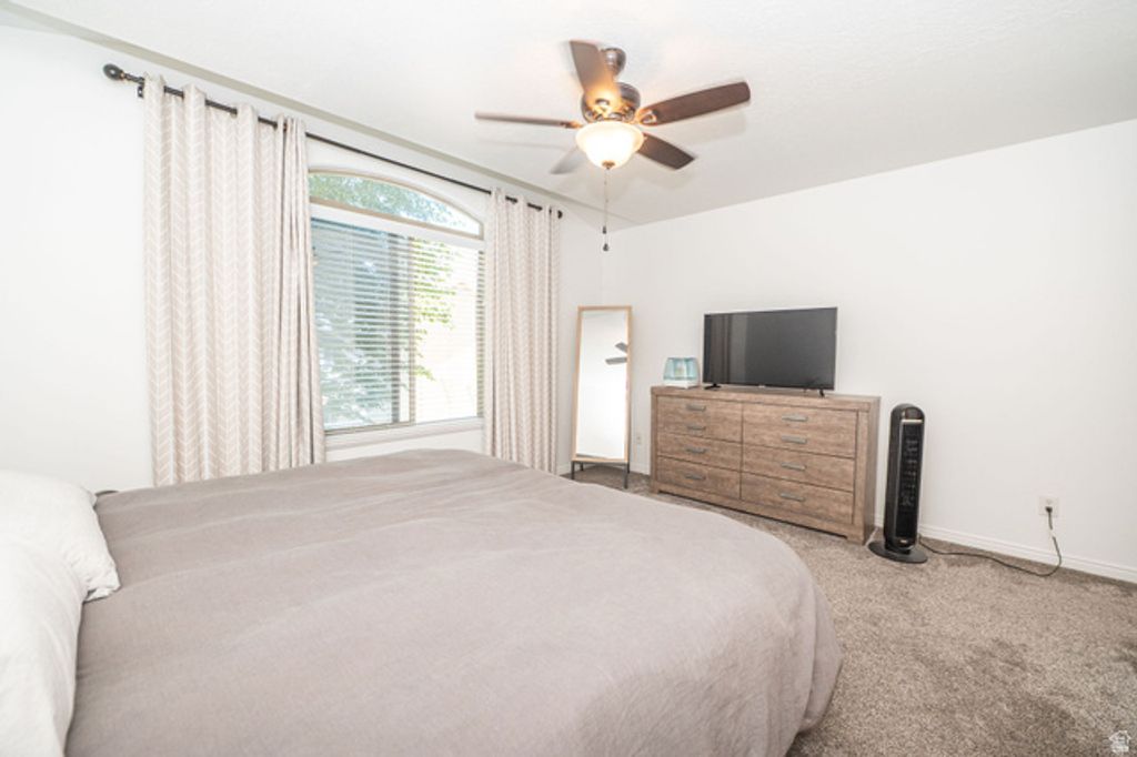 Image 12 of property listing at 359 E 2275 N #5, North Ogden, UT 84414