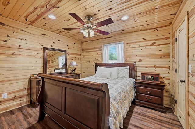 74 Whippoorwill Lane, Sadler, TX 76264