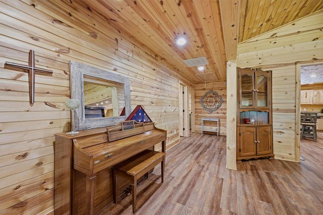 74 Whippoorwill Lane, Sadler, TX 76264