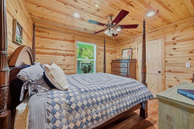 74 Whippoorwill Lane, Sadler, TX 76264