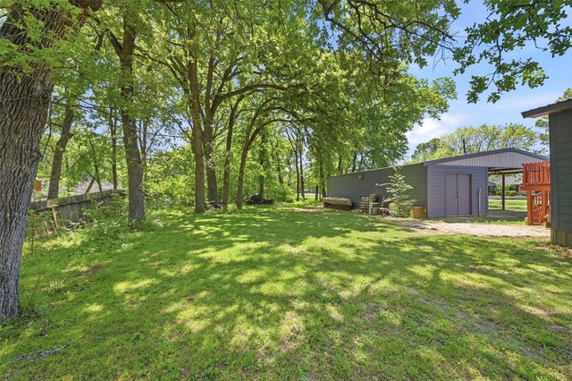 74 Whippoorwill Lane, Sadler, TX 76264