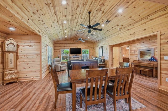 74 Whippoorwill Lane, Sadler, TX 76264