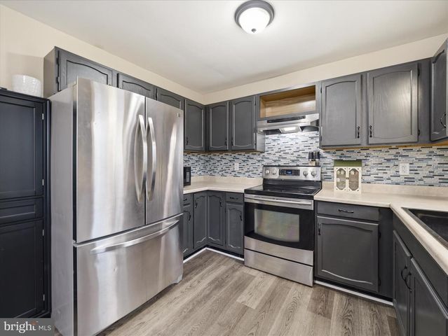 917 WOODLAND PARKWAY, Waynesboro, PA 17268