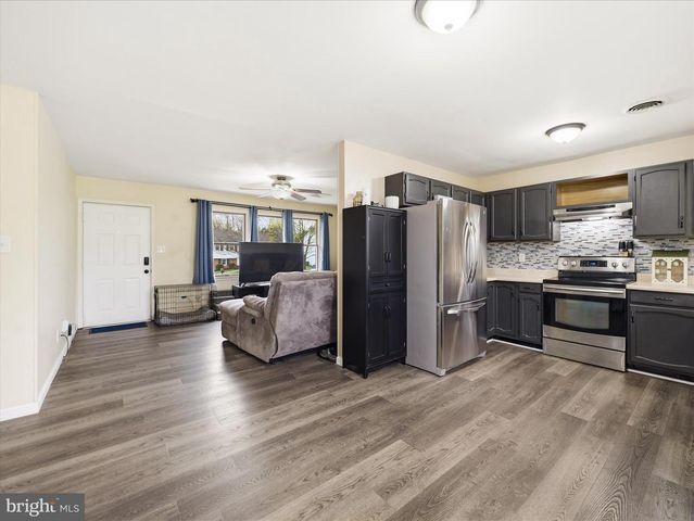 917 WOODLAND PARKWAY, Waynesboro, PA 17268