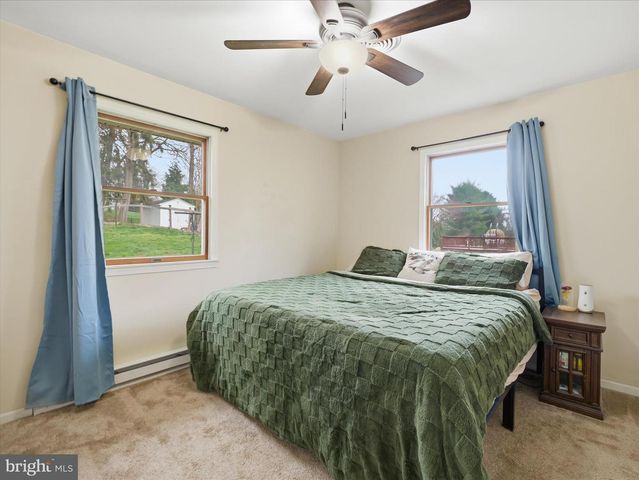 917 WOODLAND PARKWAY, Waynesboro, PA 17268