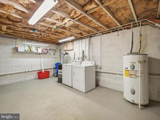 917 WOODLAND PARKWAY, Waynesboro, PA 17268