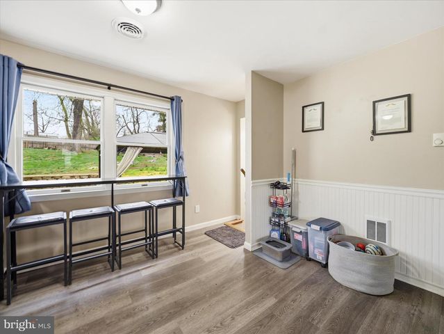 917 WOODLAND PARKWAY, Waynesboro, PA 17268