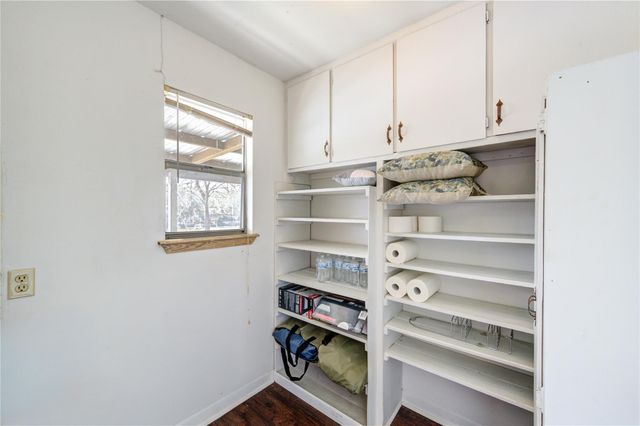 232 Hideaway Lane, Goodrich, TX 77335