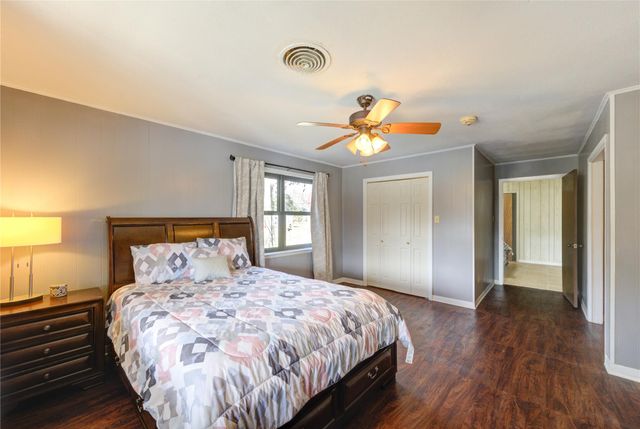 232 Hideaway Lane, Goodrich, TX 77335