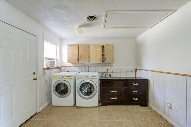 232 Hideaway Lane, Goodrich, TX 77335