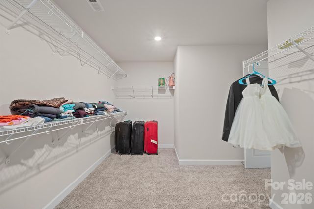 13022 KENWORTH Road, Charlotte, NC 28278